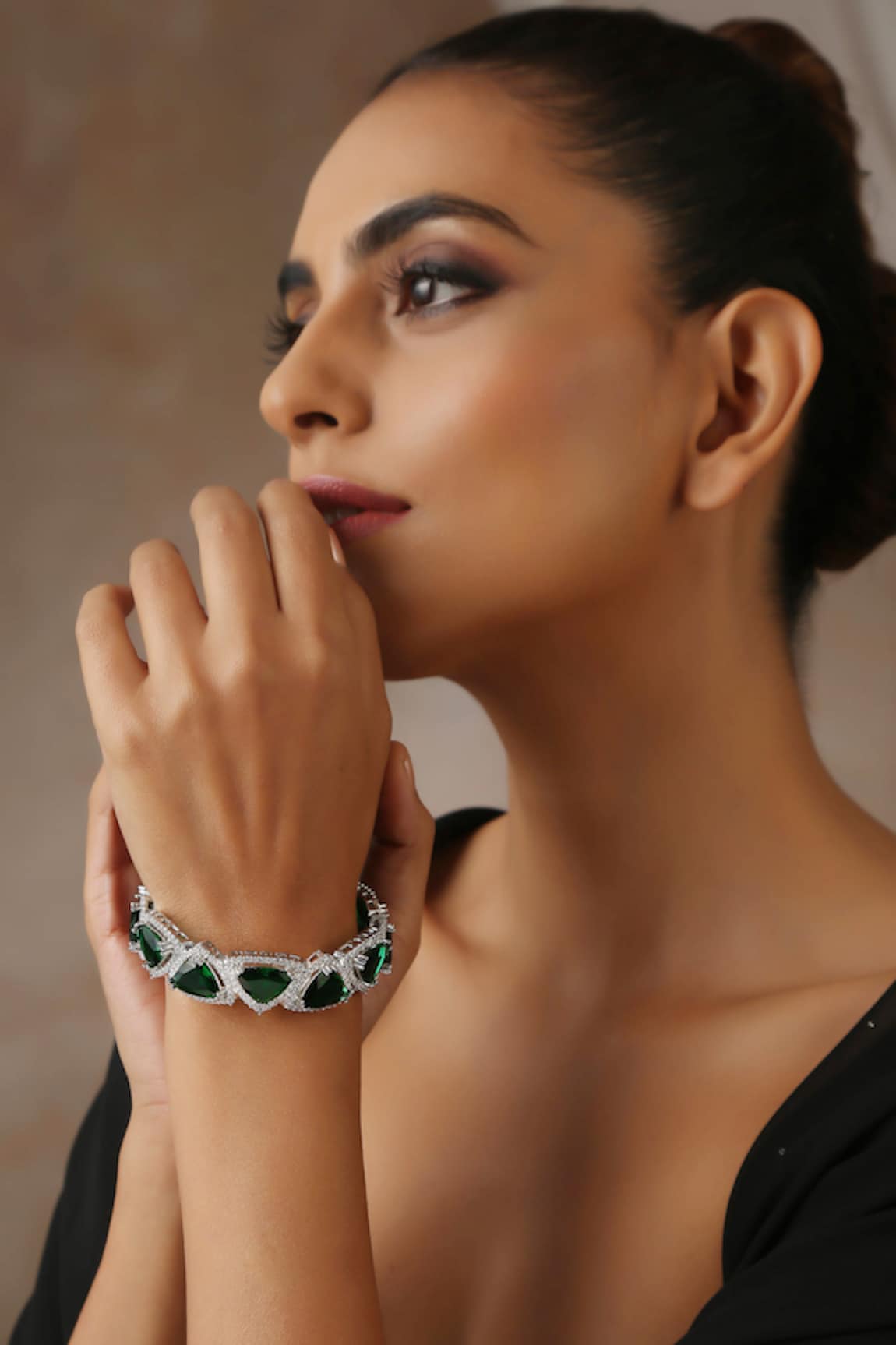 SWABHIMANN Zirconia Embellished Bangle