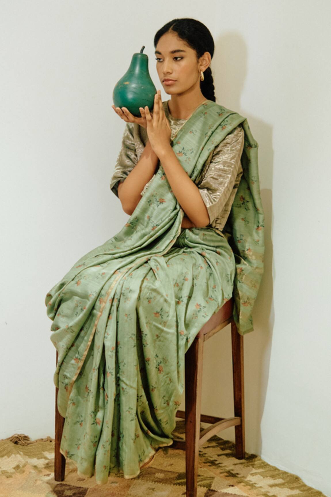 Dot Chintz Print Saree With Unstitched Blouse Piece 