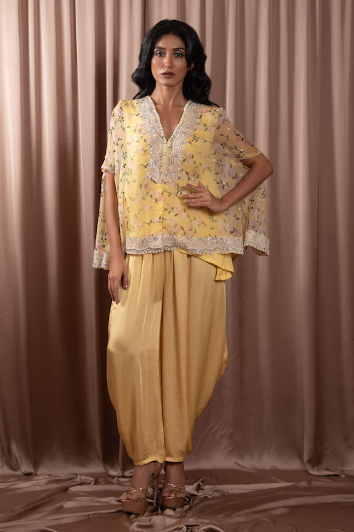 Vara by Vibha n Priti Peony Bloom Print Cape Tunic With Patiala Pant