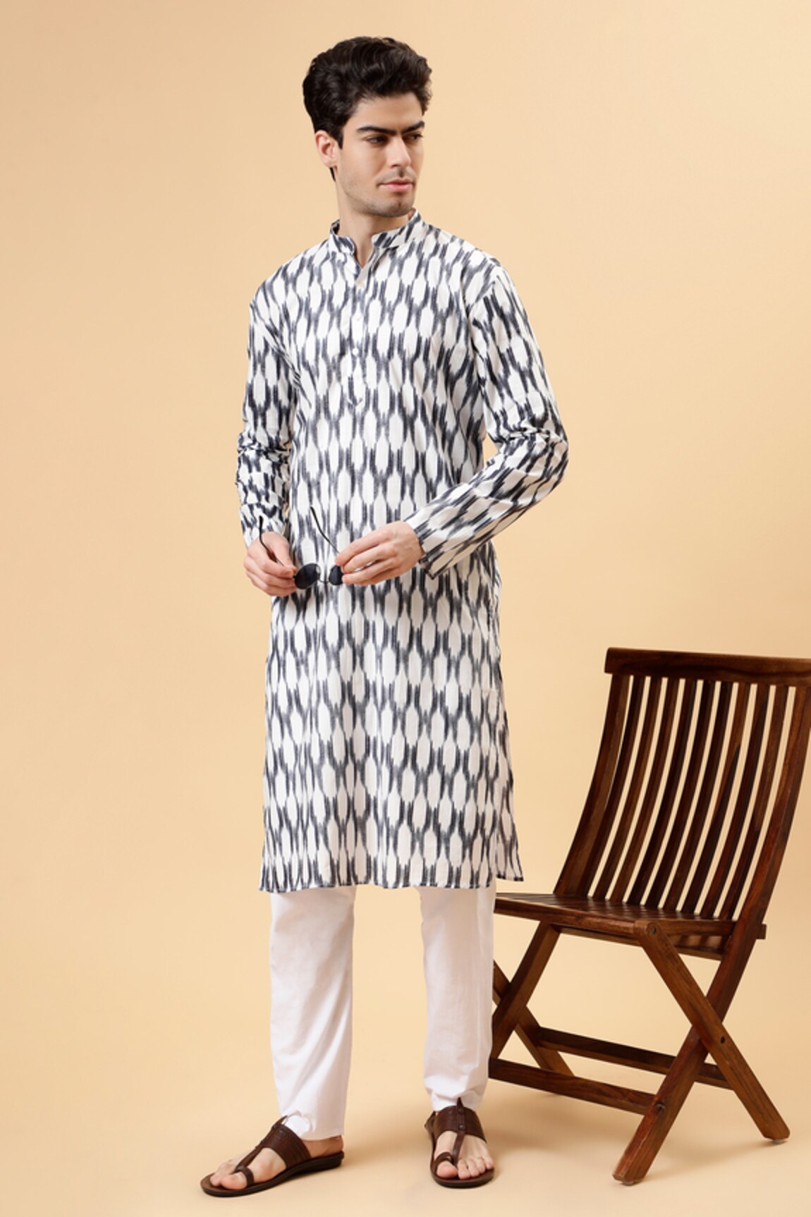 THE COTTON STAPLE Smoke Ikat Print Kurta