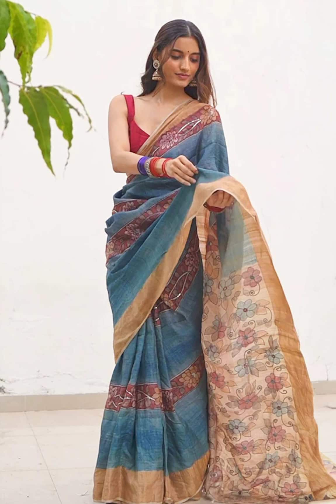 Paaprika Blossom Pattern Kalamkari Saree With Unstitched Blouse Piece