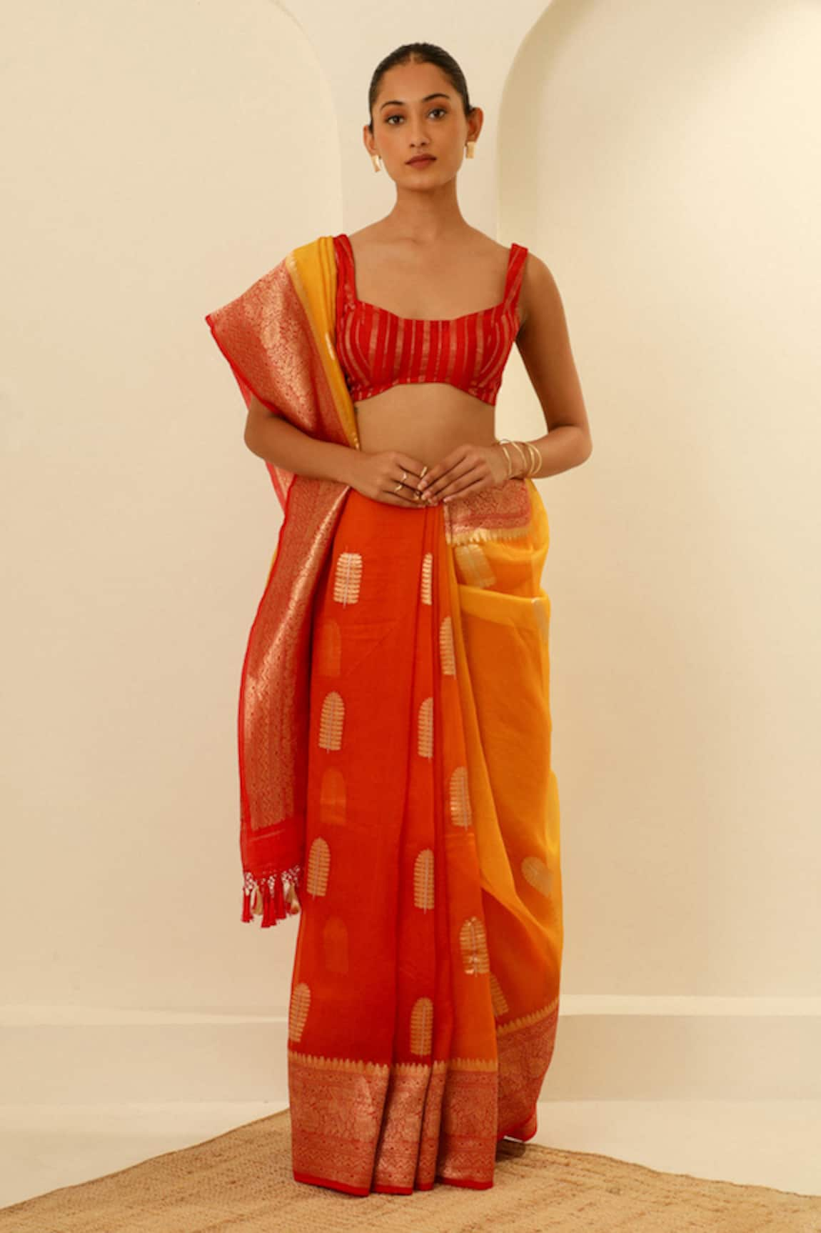 Paaprika Ombre Handwoven Banarasi Kora Organza Saree With Unstitched Blouse Piece