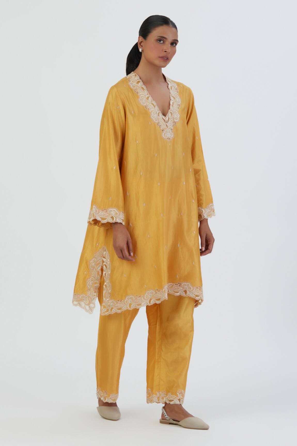 Lajjoo C Naaz Thread Work Kurta & Pant Set