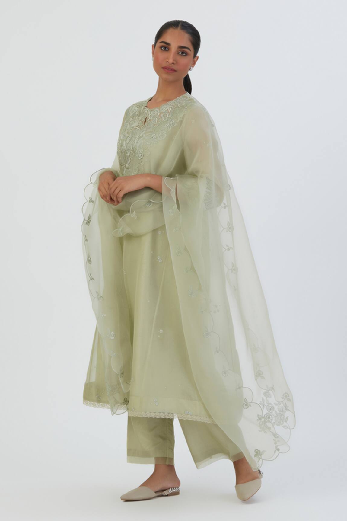 Lajjoo C Nira Thread Embroidered Dupatta