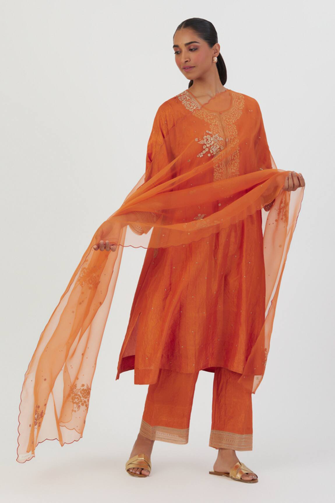 Lajjoo C Zira Floral Dust Embroidered Organza Dupatta