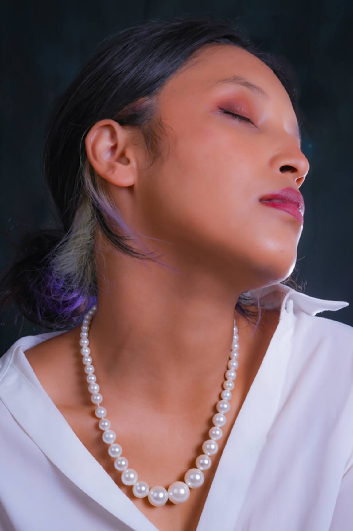 Totapari Pearl Embellished Necklace