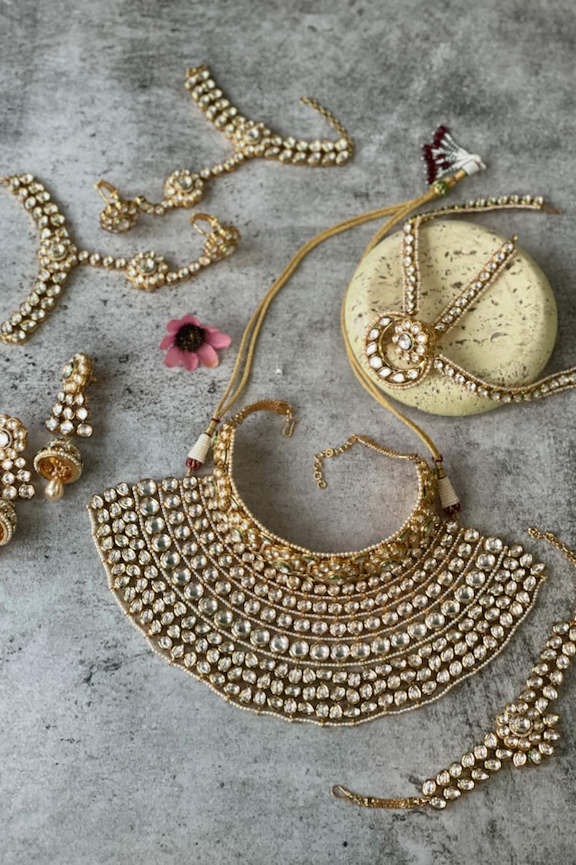 Studio6 Jewels Kundan & Pearl Embellished Necklace Set 