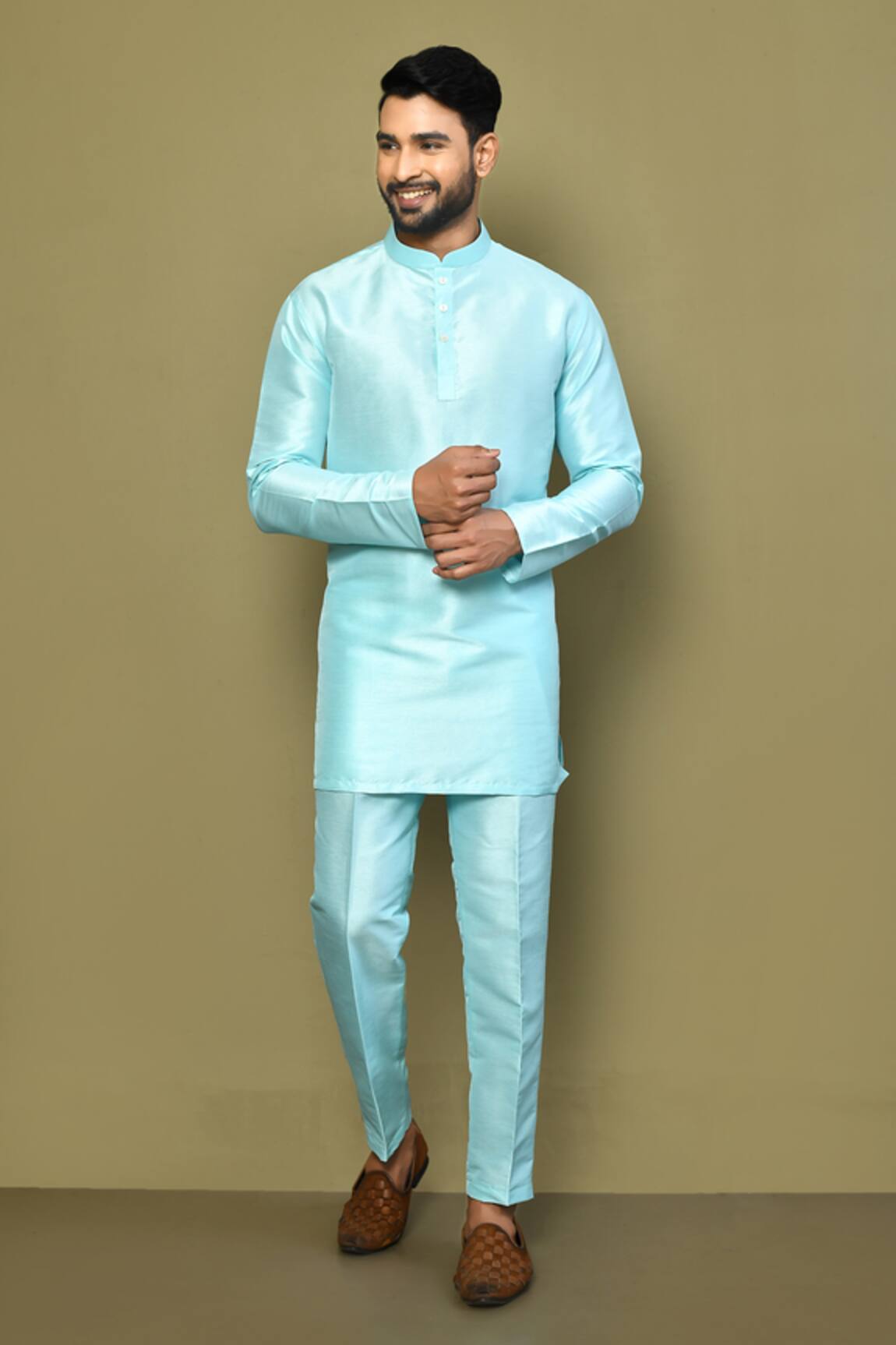 Arihant Rai Sinha Solid Full Sleeve Kurta 