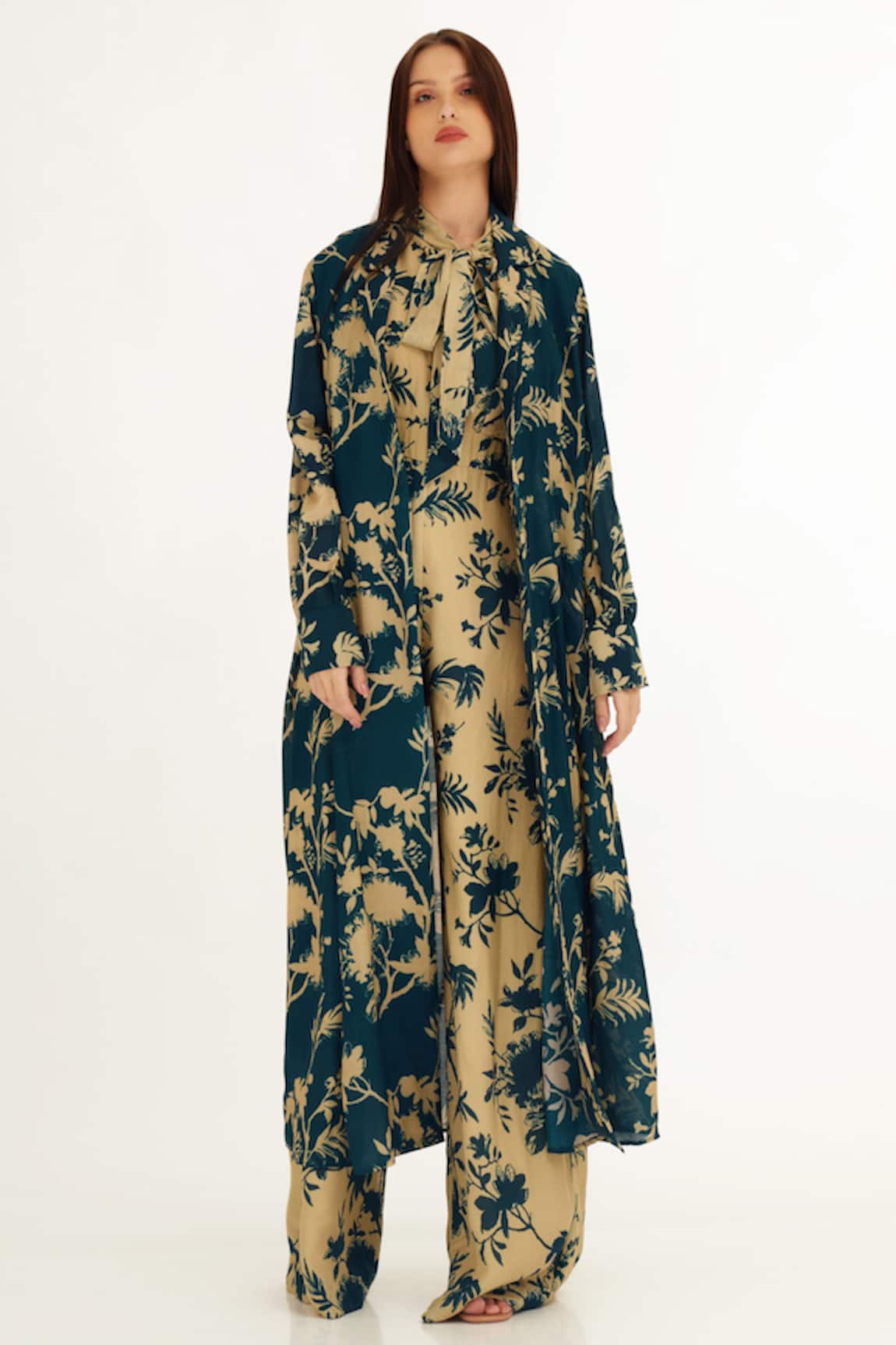 Koai Garden Pattern Cape 