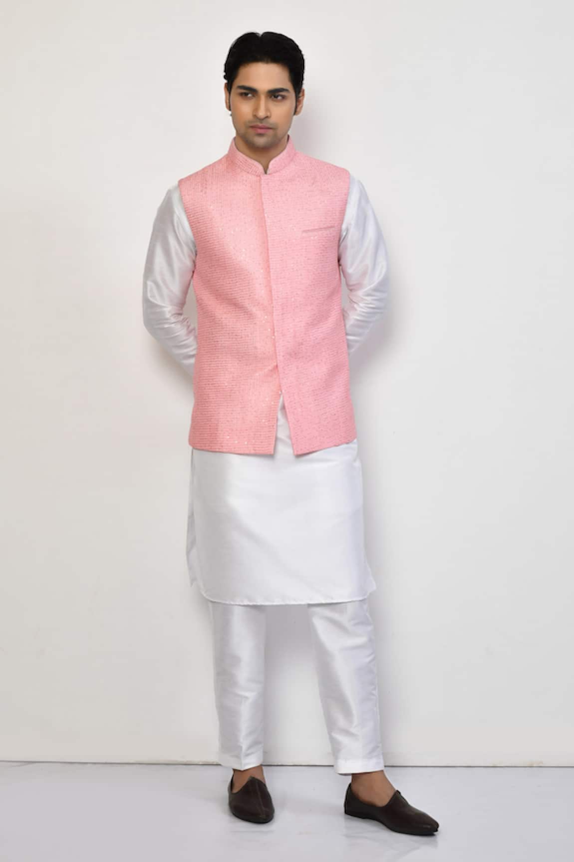 Arihant Rai Sinha Thread Embroidered Pink Bundi Set 