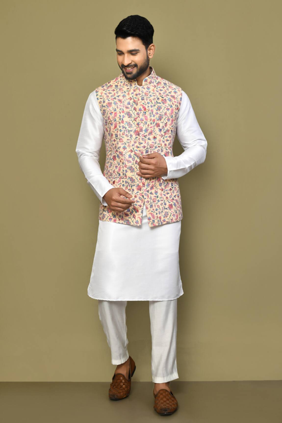 Arihant Rai Sinha Floral Blossom Bundi Kurta Set 