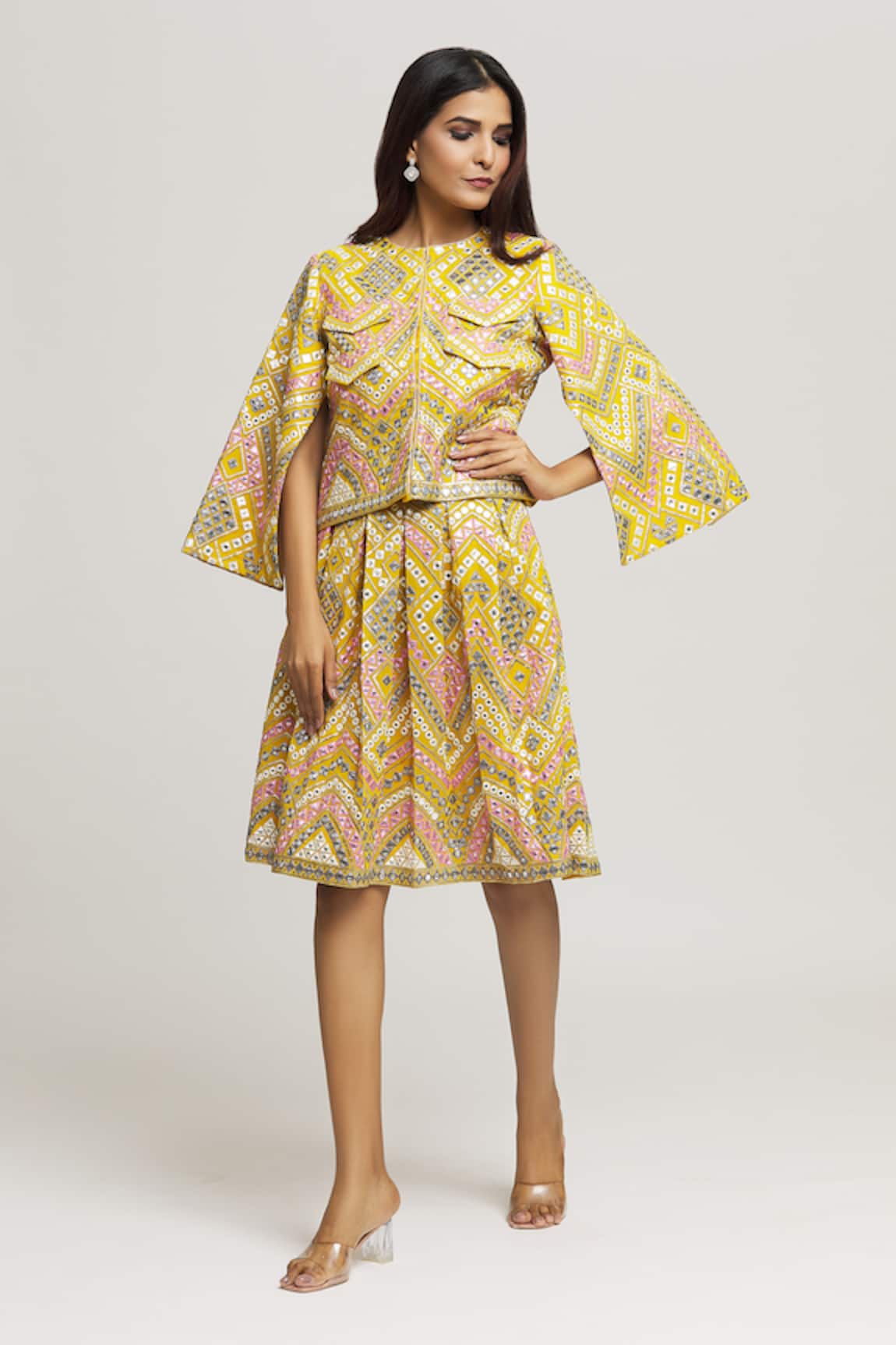 Kunwaraniritu Geometric Embroidered Top With Skirt