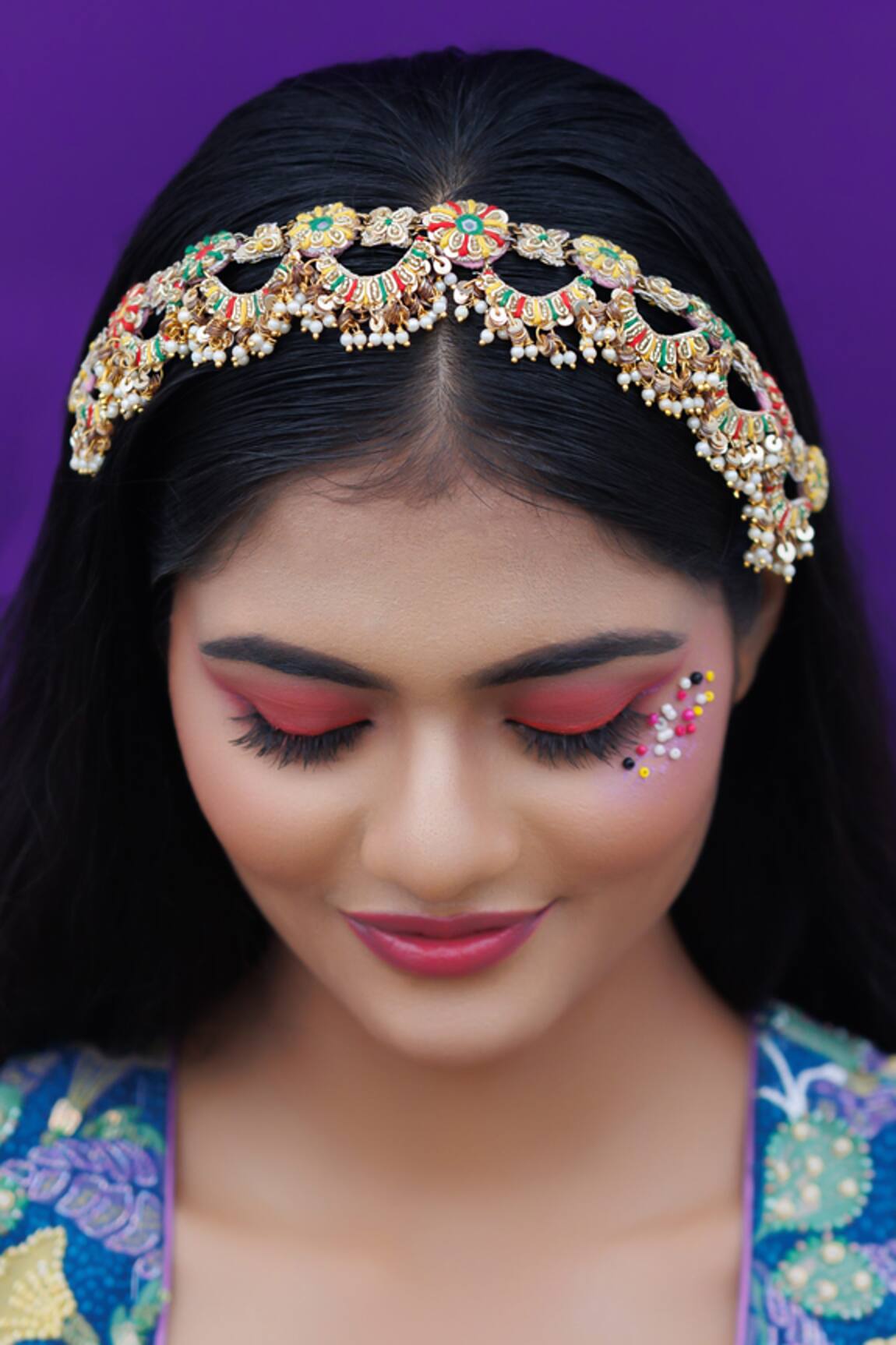 Kanyaadhan By Dhirajaayushi Hiranya Scallop Embroidered Sheeshpatti 