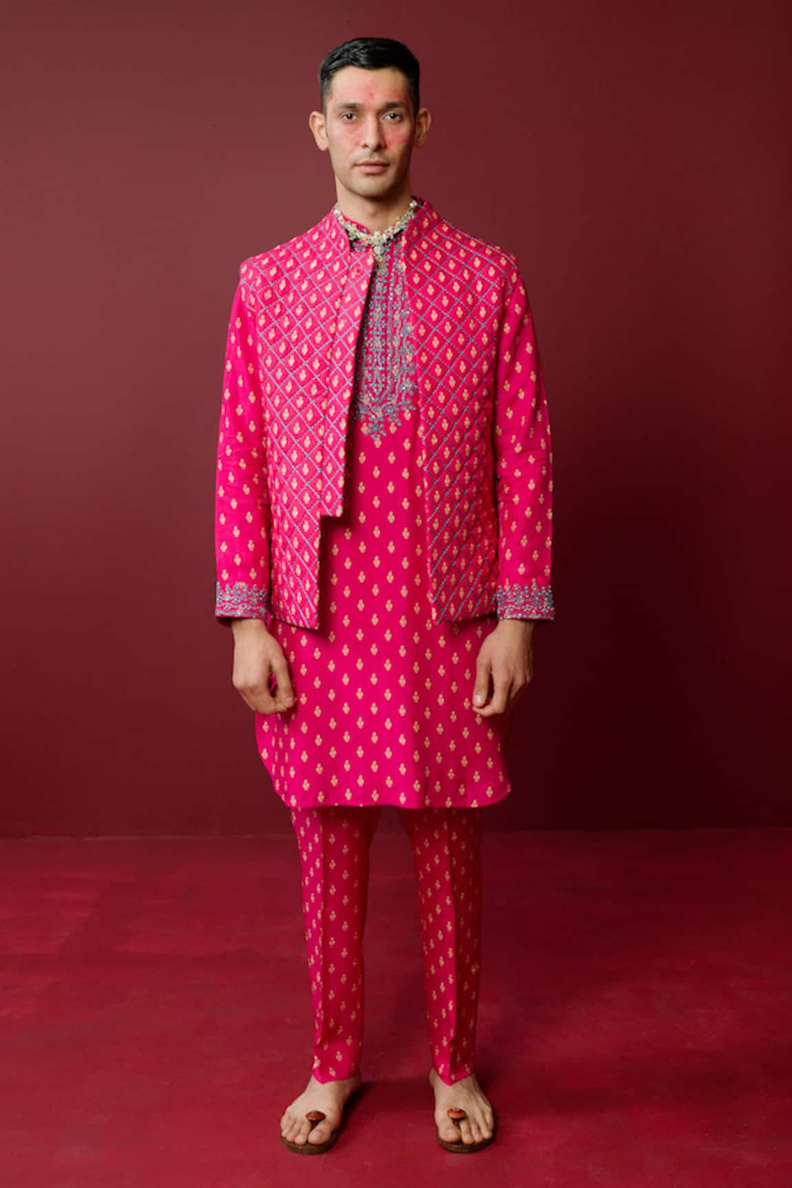 Ridhimaa Gupta Shambhu Butti Pattern Kurta With Pant