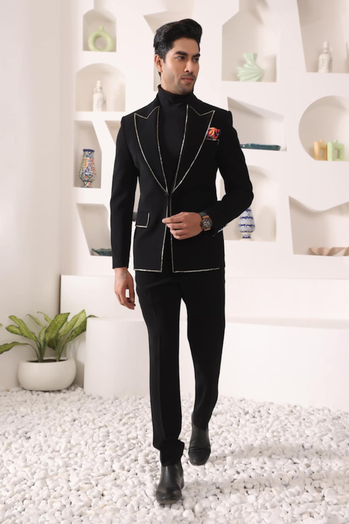 KUSTOMEYES Zari Collar Embroidered Tuxedo Set