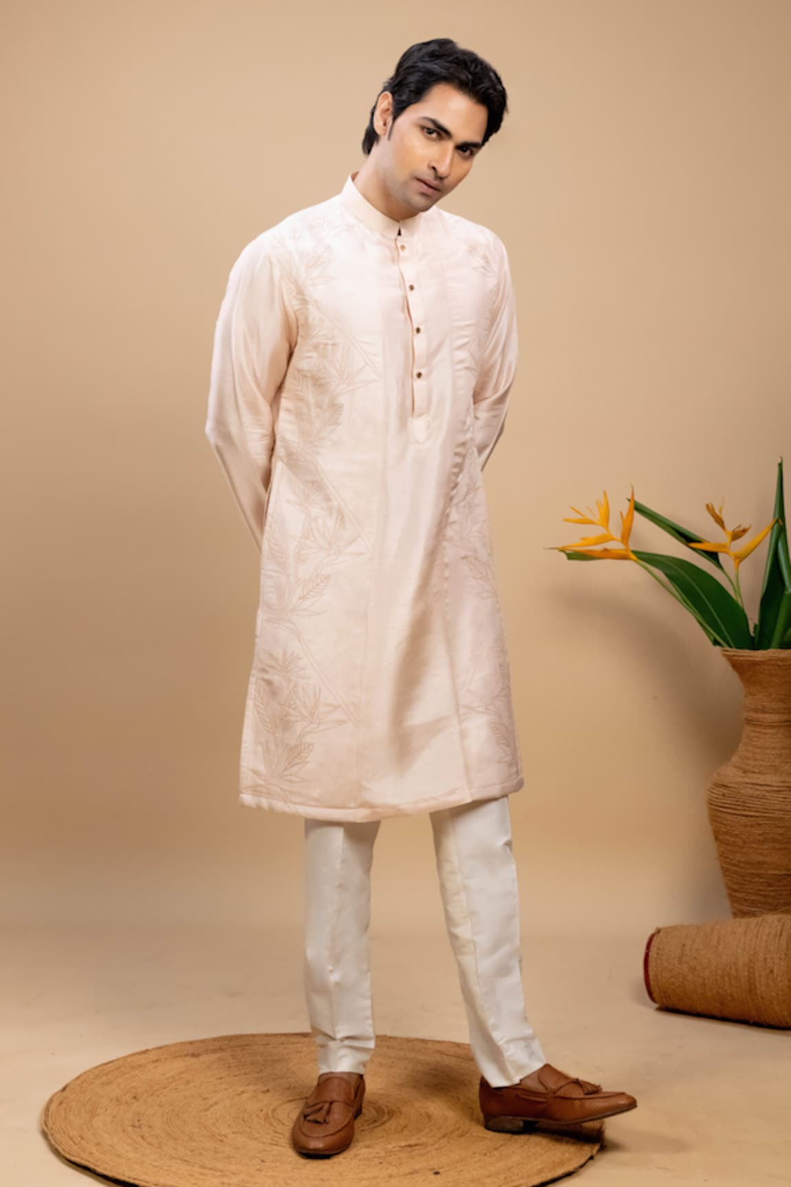 Agape Floral Bird Motif Embroidered Kurta & Pyjama Set