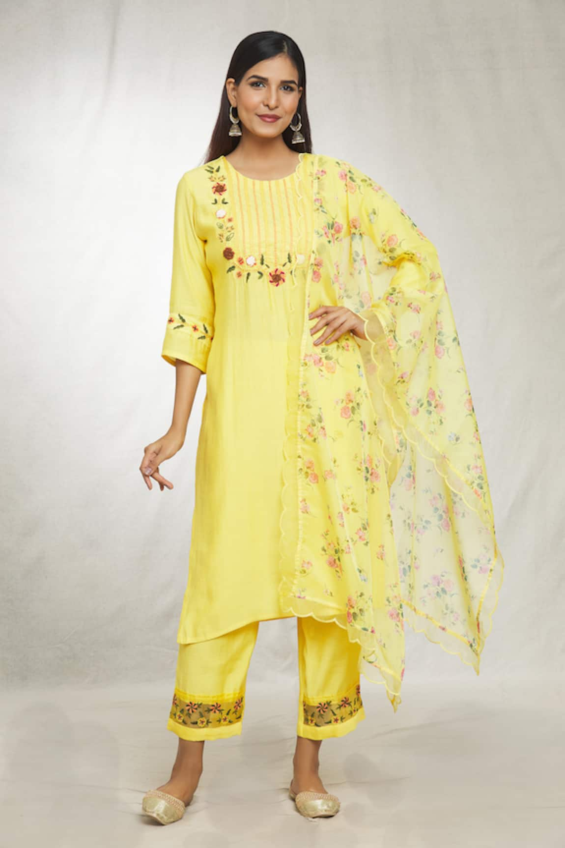 Adara Khan Floral Embroidered Yoke Kurta Pant Set