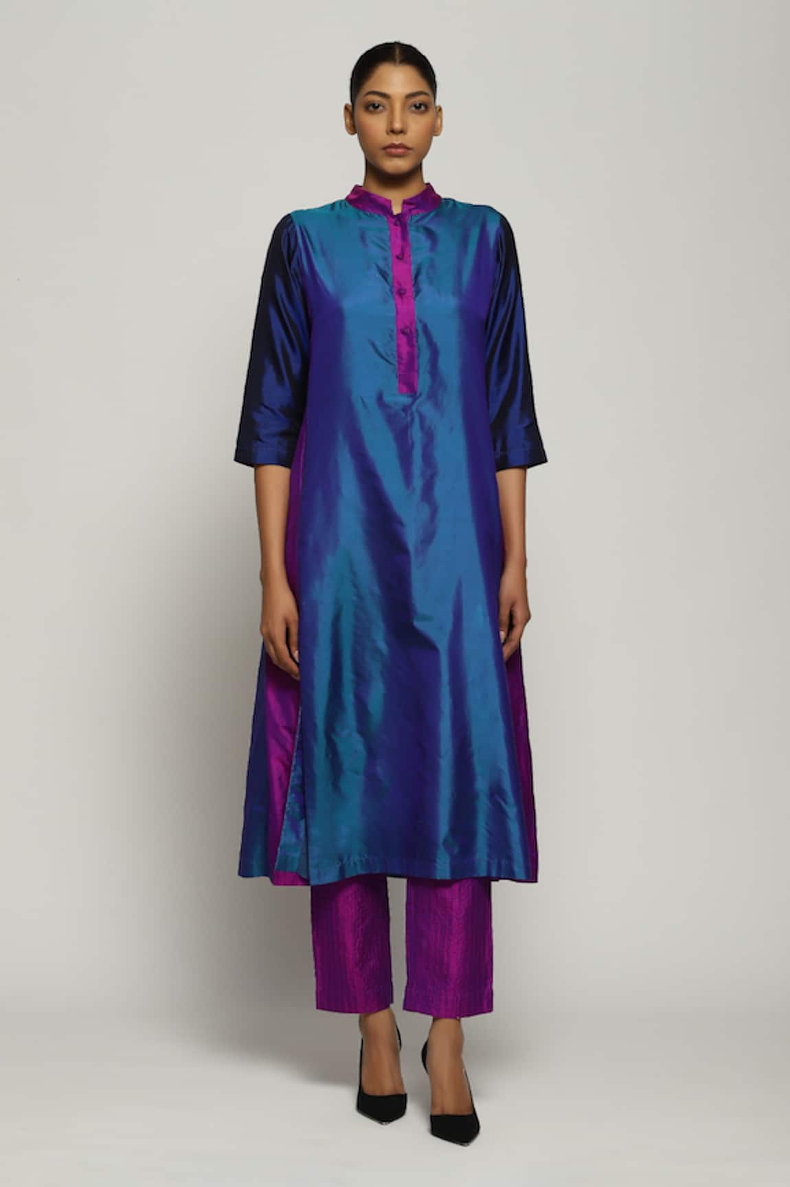 Abraham And Thakore Silk Patchwork Kurta 