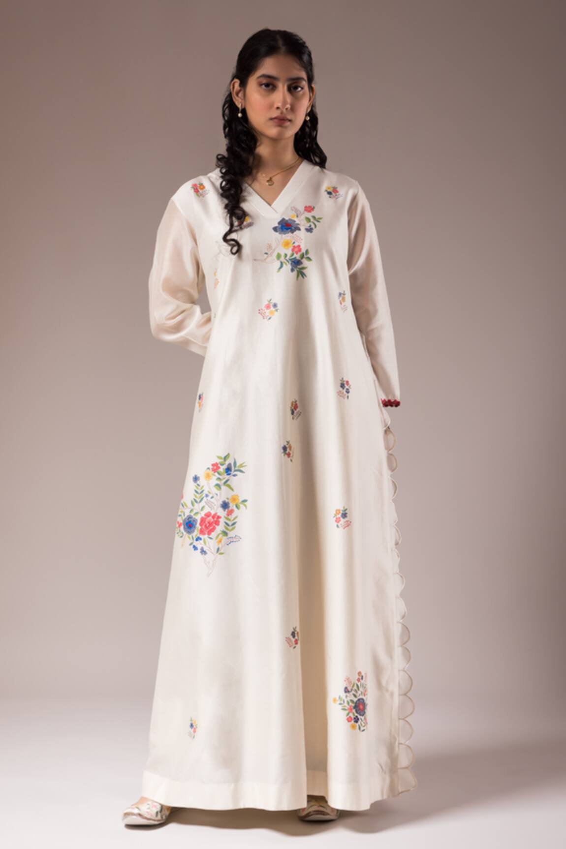 Prama By Pratima Pandey Bloom Hand Paint Kurta With Pant 