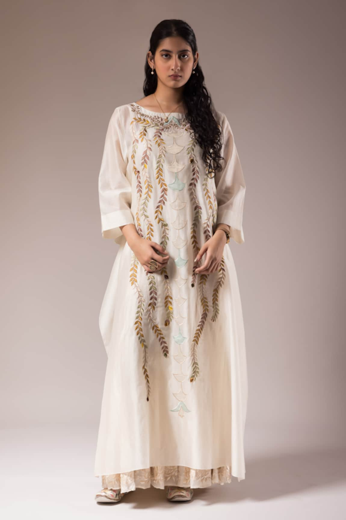 PRAMA BY PRATIMA PANDEY Vine Embroidered Kurta With Inner Dress