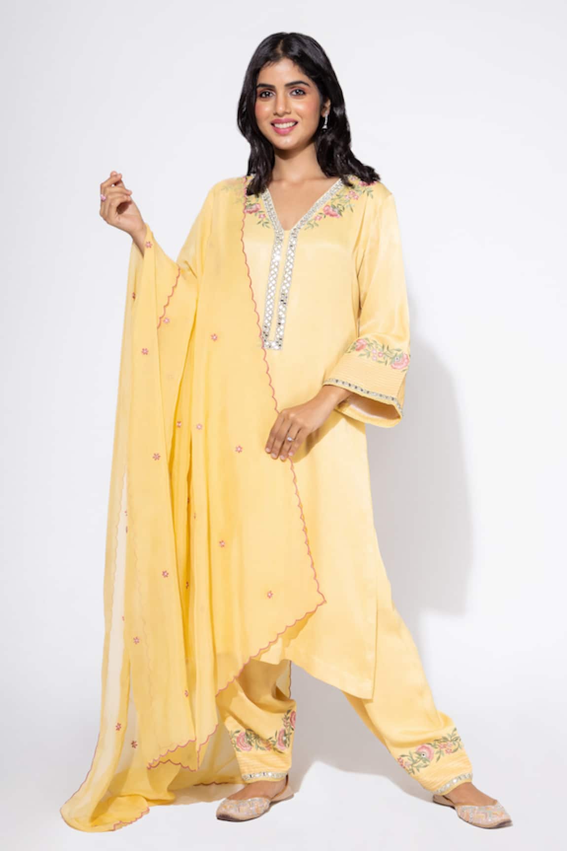Nemaani Floral Embroidered Kurta Salwar Set