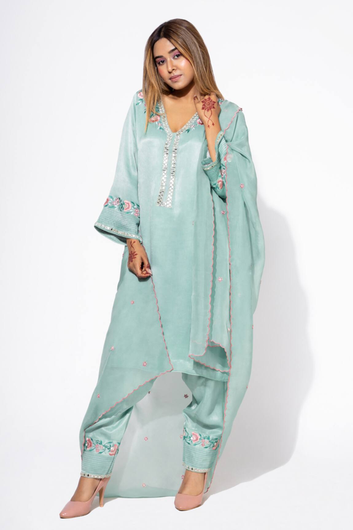 Nemaani Floral Resham & Mirror Embroidered Kurta Salwar Set