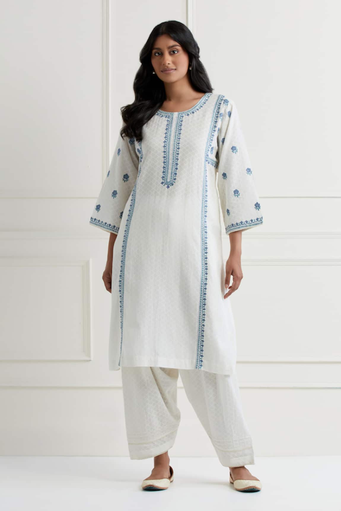 Nemaani Tonal Thread Embroidered Kurta & Salwar Set
