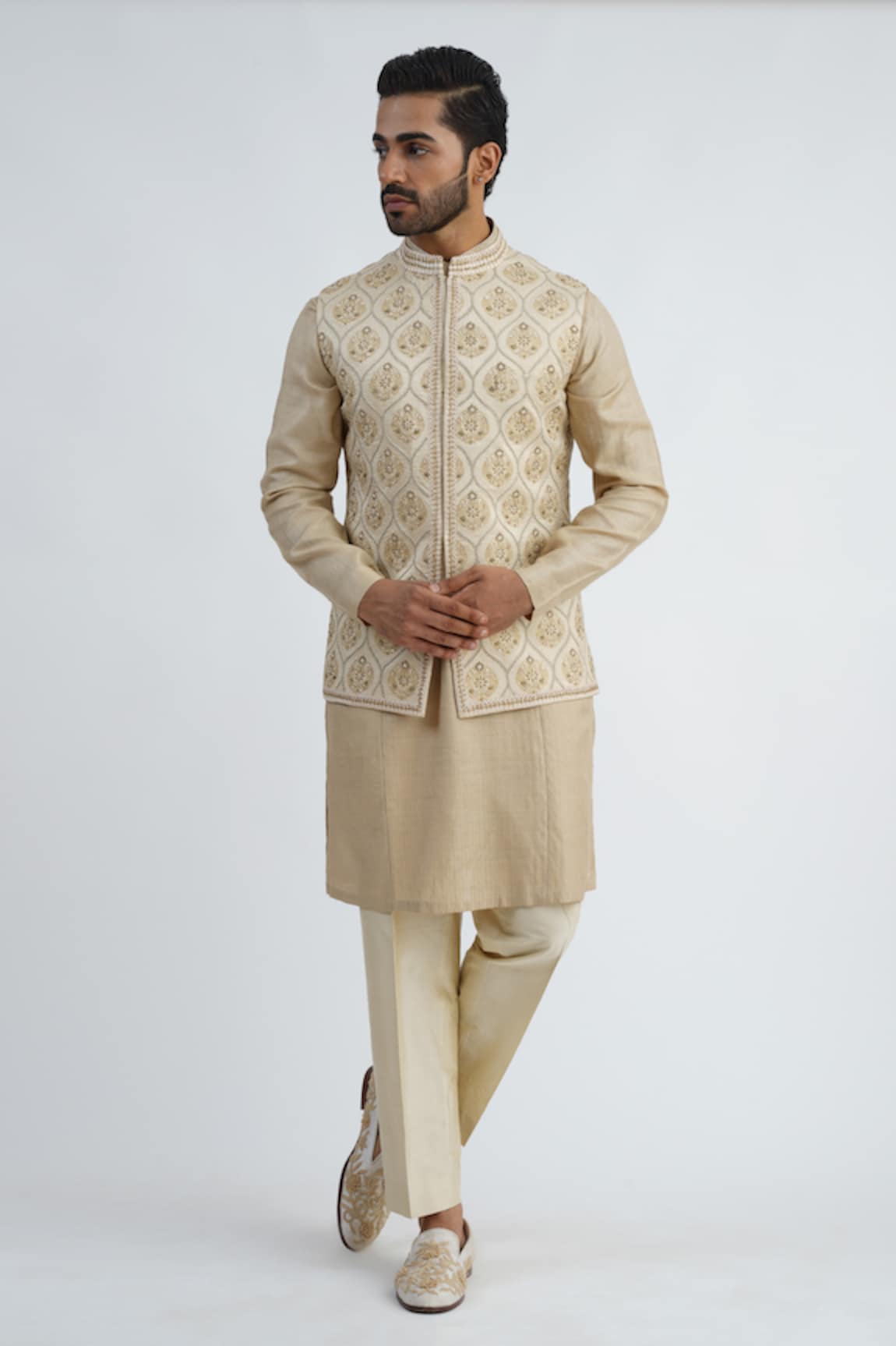 Sankalan - Men Hand Embroidered Bundi Jacket & Kurta Set