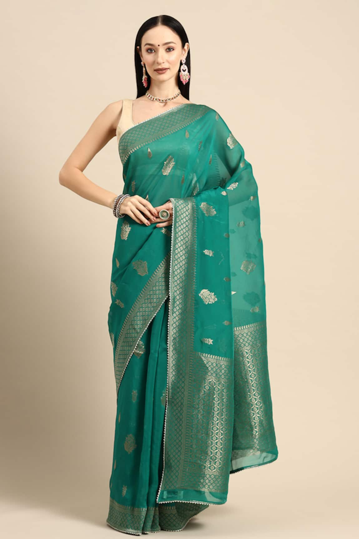 SAYISHA Bloom Woven Pattern Saree With Running Blouse