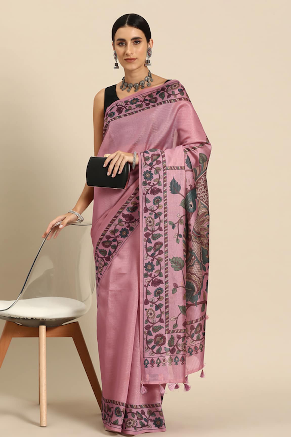 SAYISHA Floral Vine Pattern Saree With Running Blouse