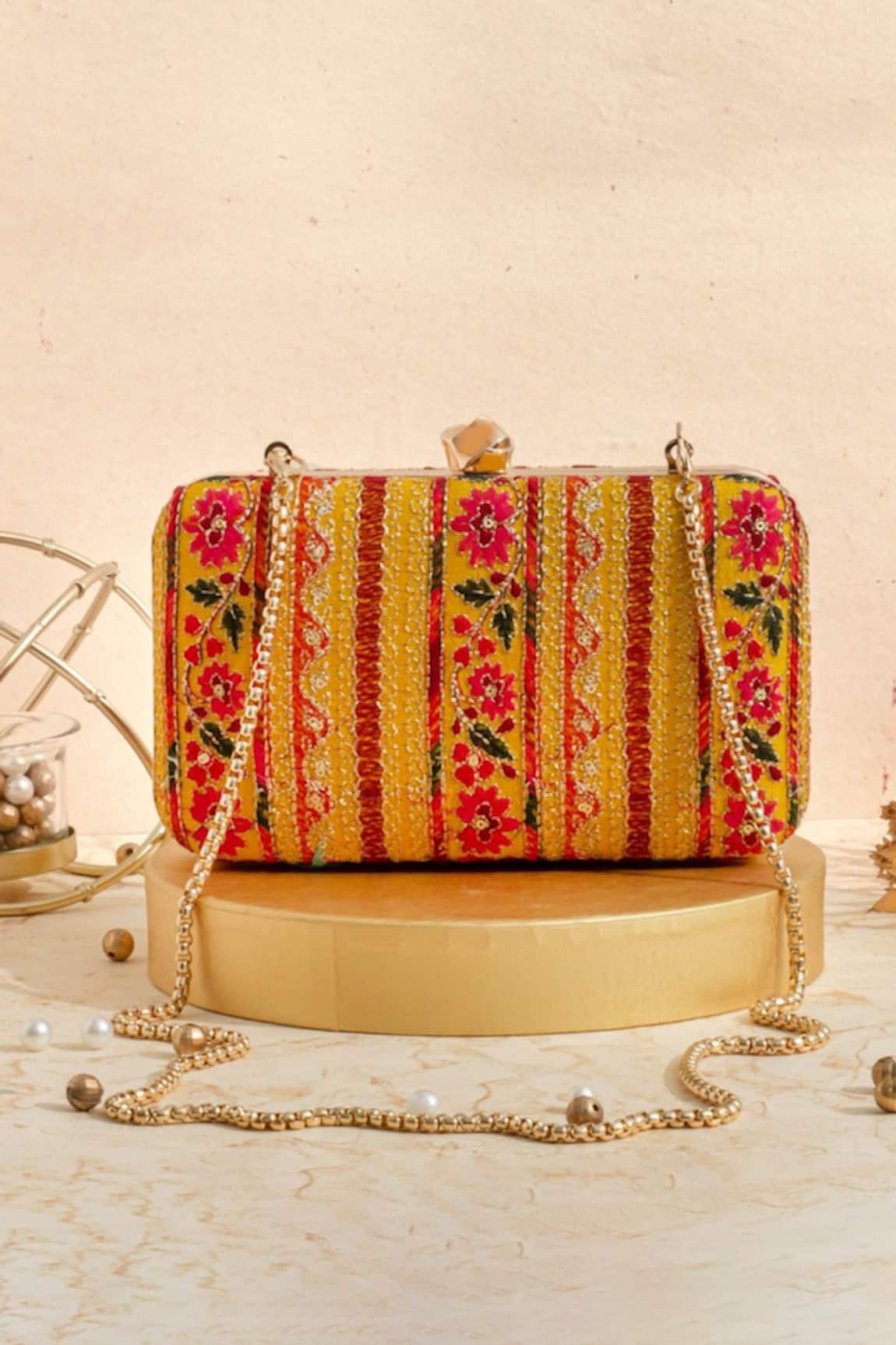 AMYRA Zuri Floral Thread Embroidered Box Clutch