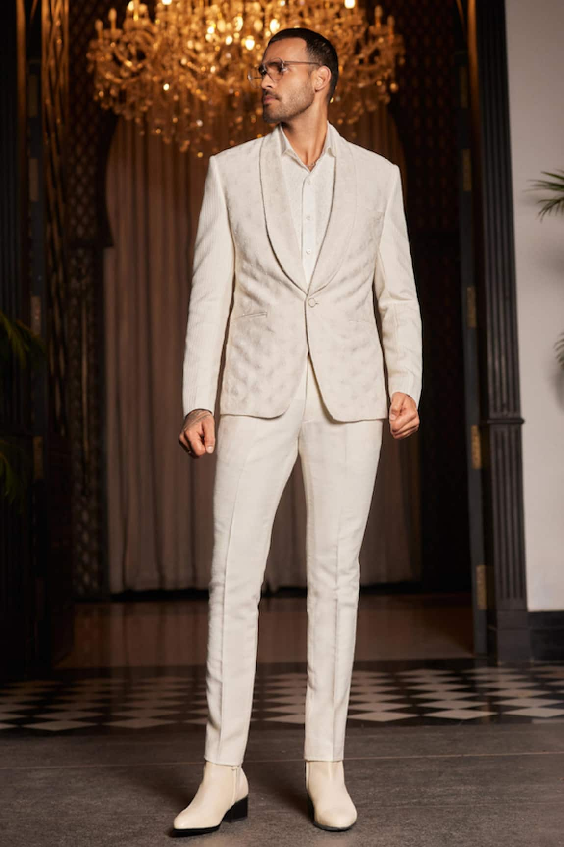 All white hot sale mens blazer