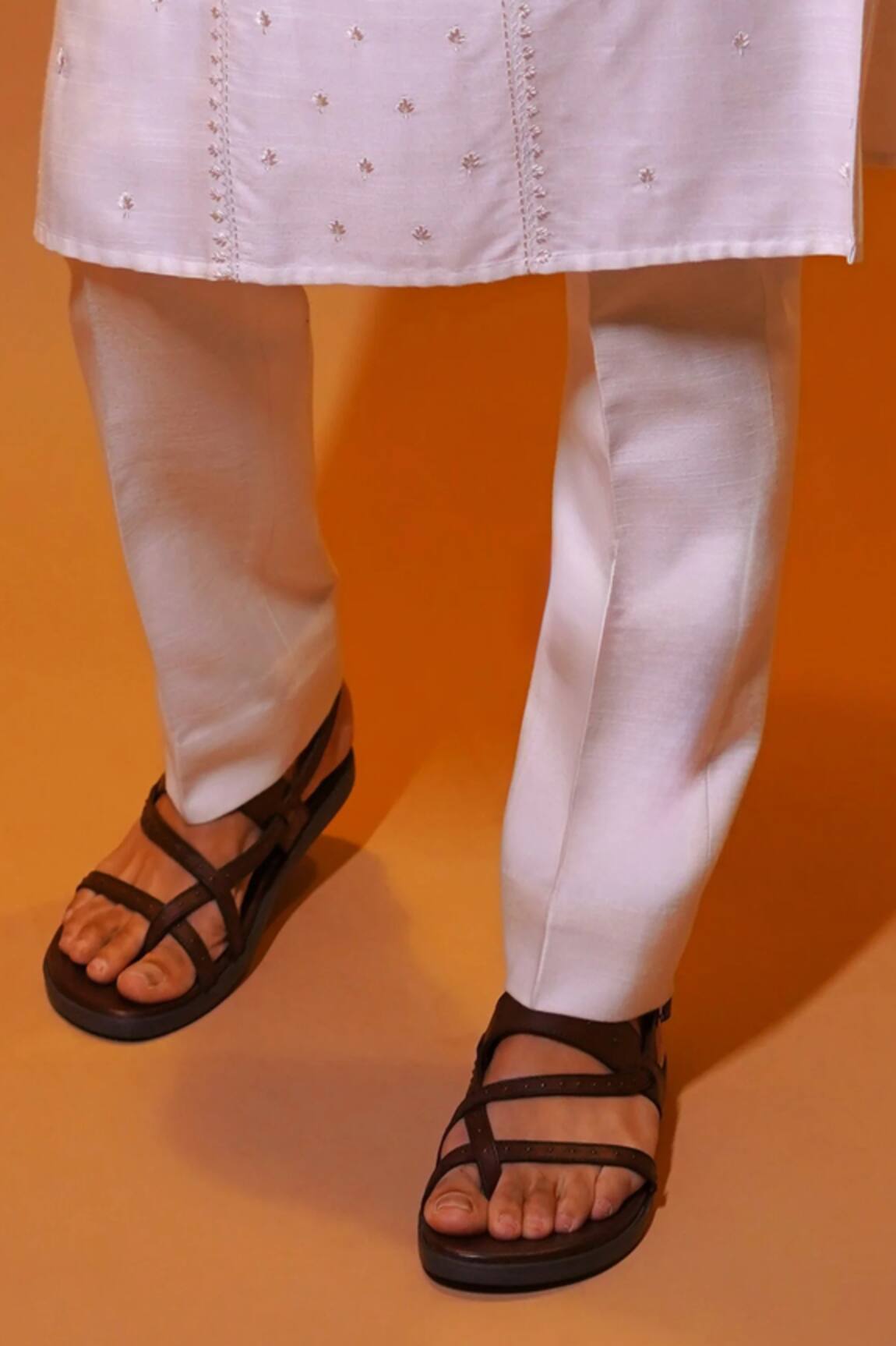 Dmodot Brown Leather Multi Strap Sandals 