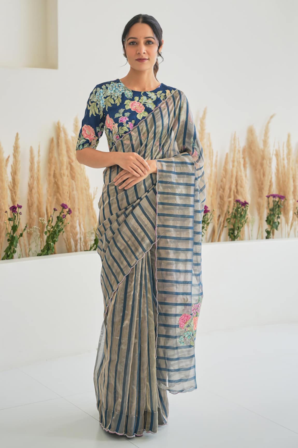 Pita Nila Nura Handloom Stripe Pattern Saree With Blouse