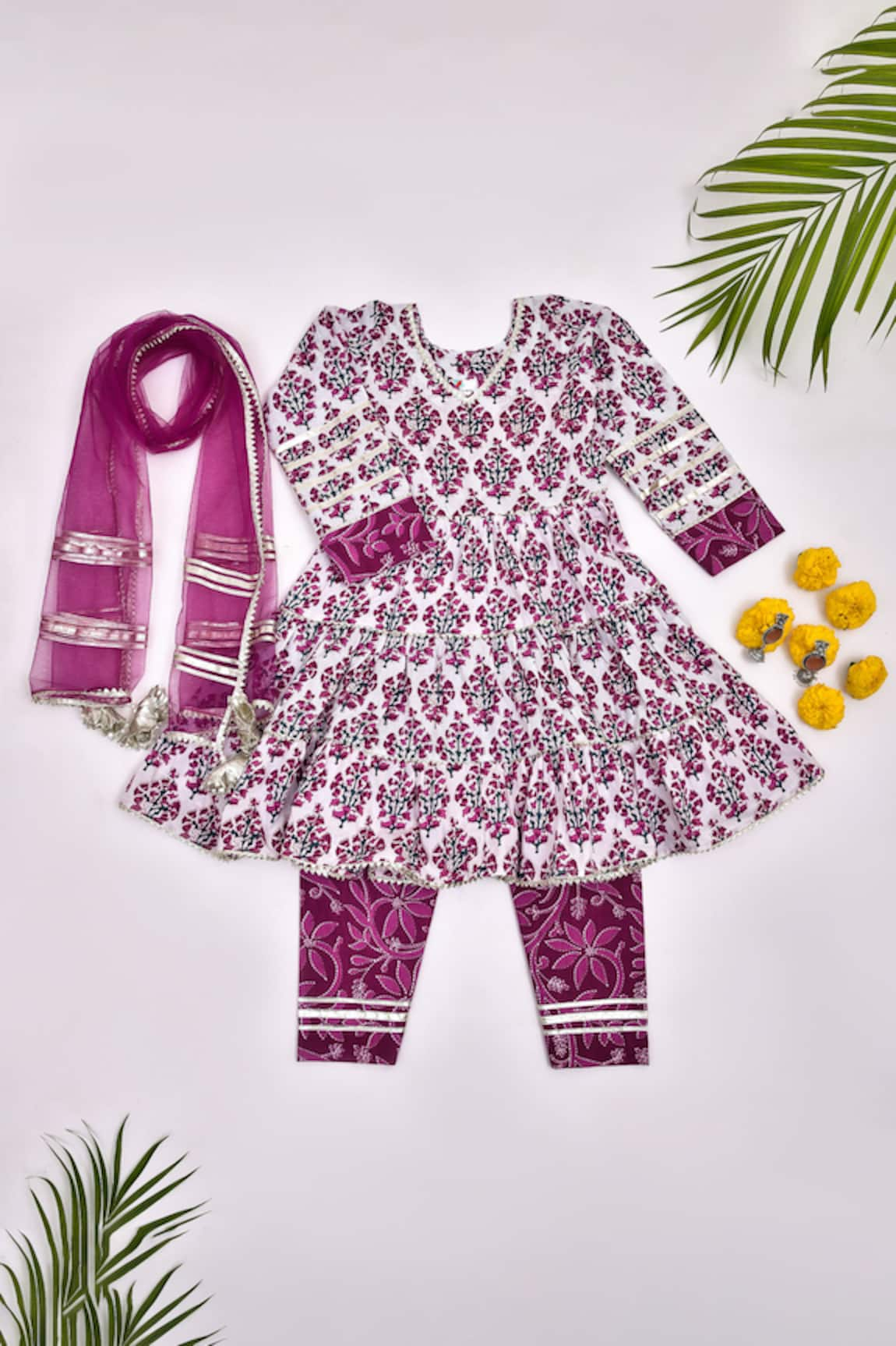 Yuvrani Jaipur Floral Print Kurta Pant Set