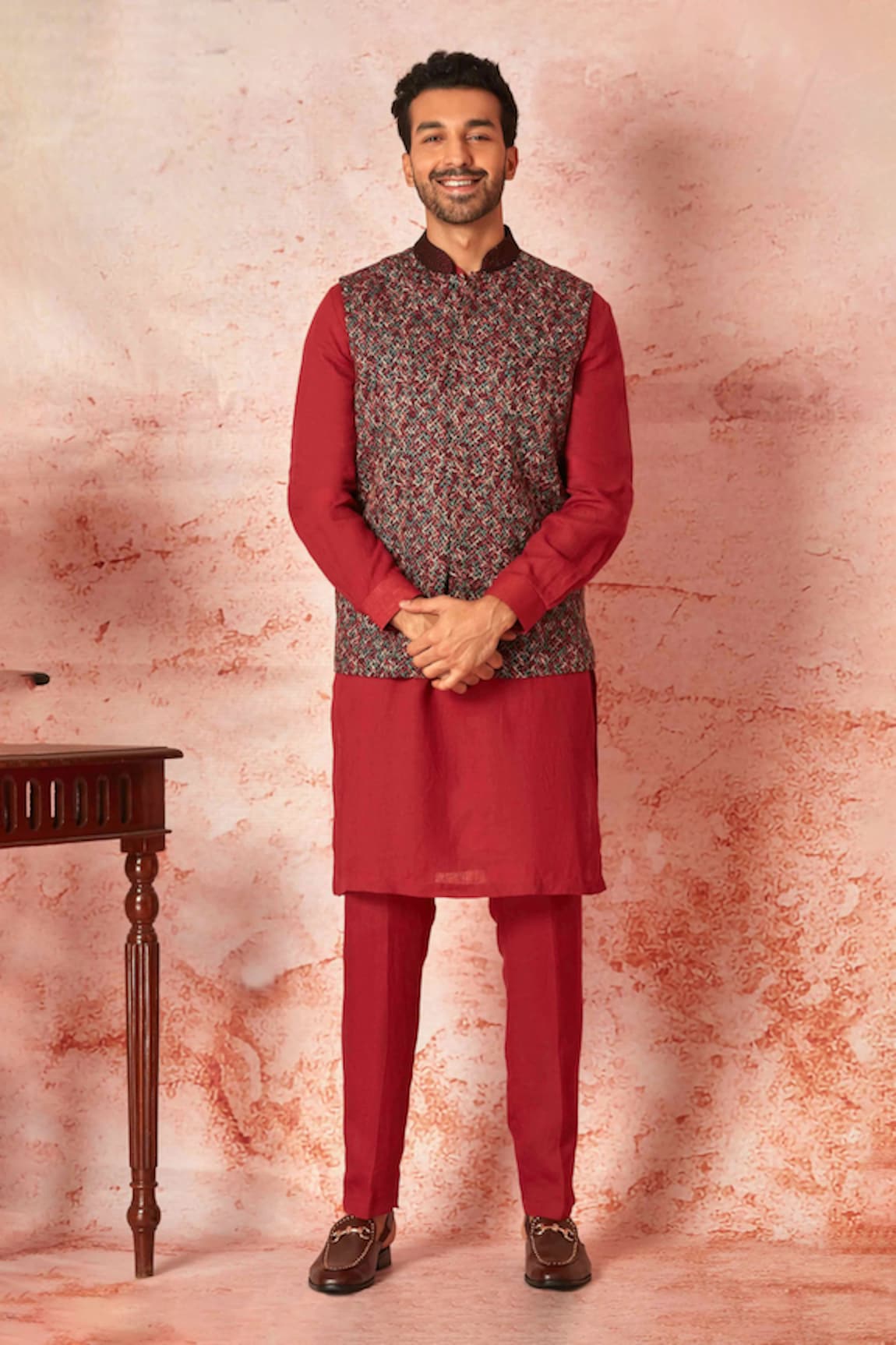 Asuka Linen Embroidered Bundi Kurta Set