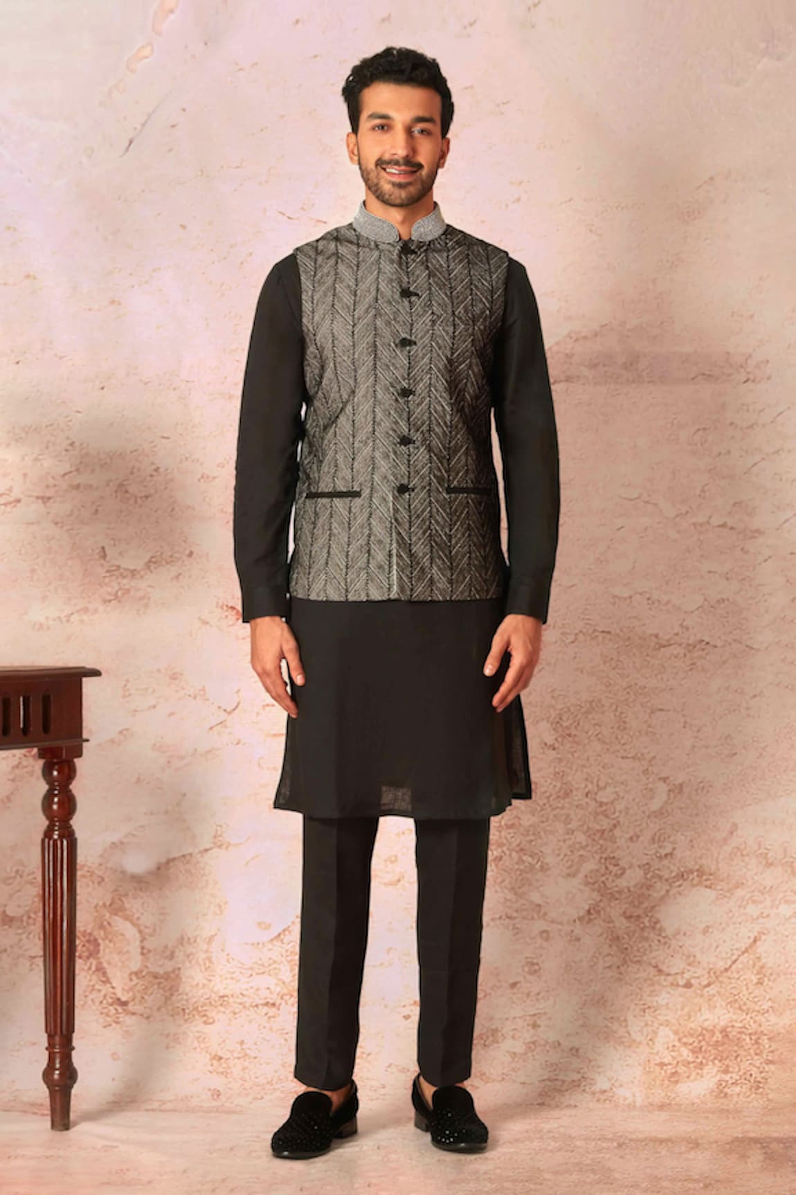 Asuka Herringbone Pattern Bundi Kurta Set