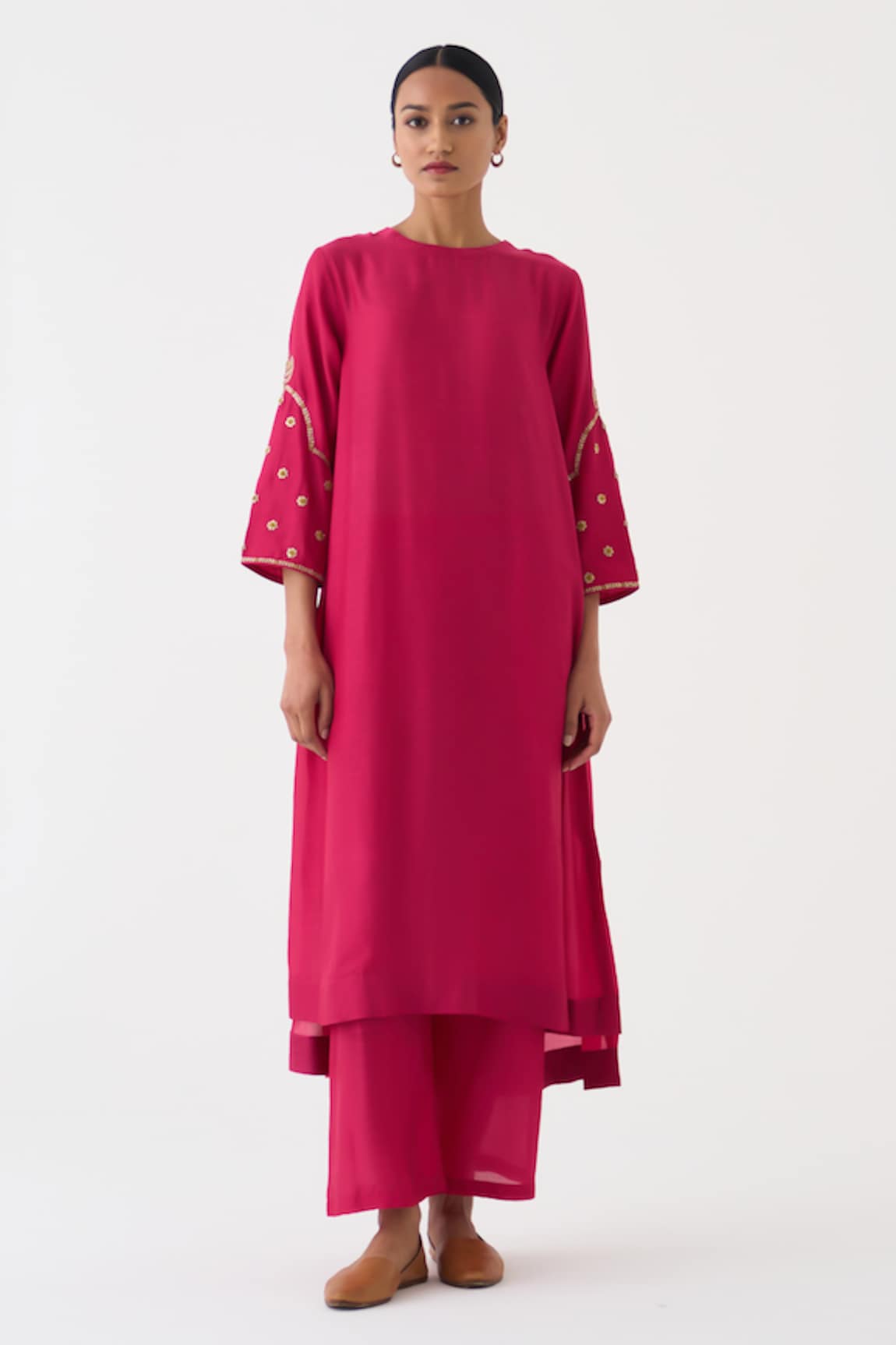 Dot Ambily Sequin Crest Embroidered Kurta With Pant