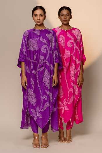 Dyelogue Ikebana Bandhani Bloom Kurta With Dhoti Pant 