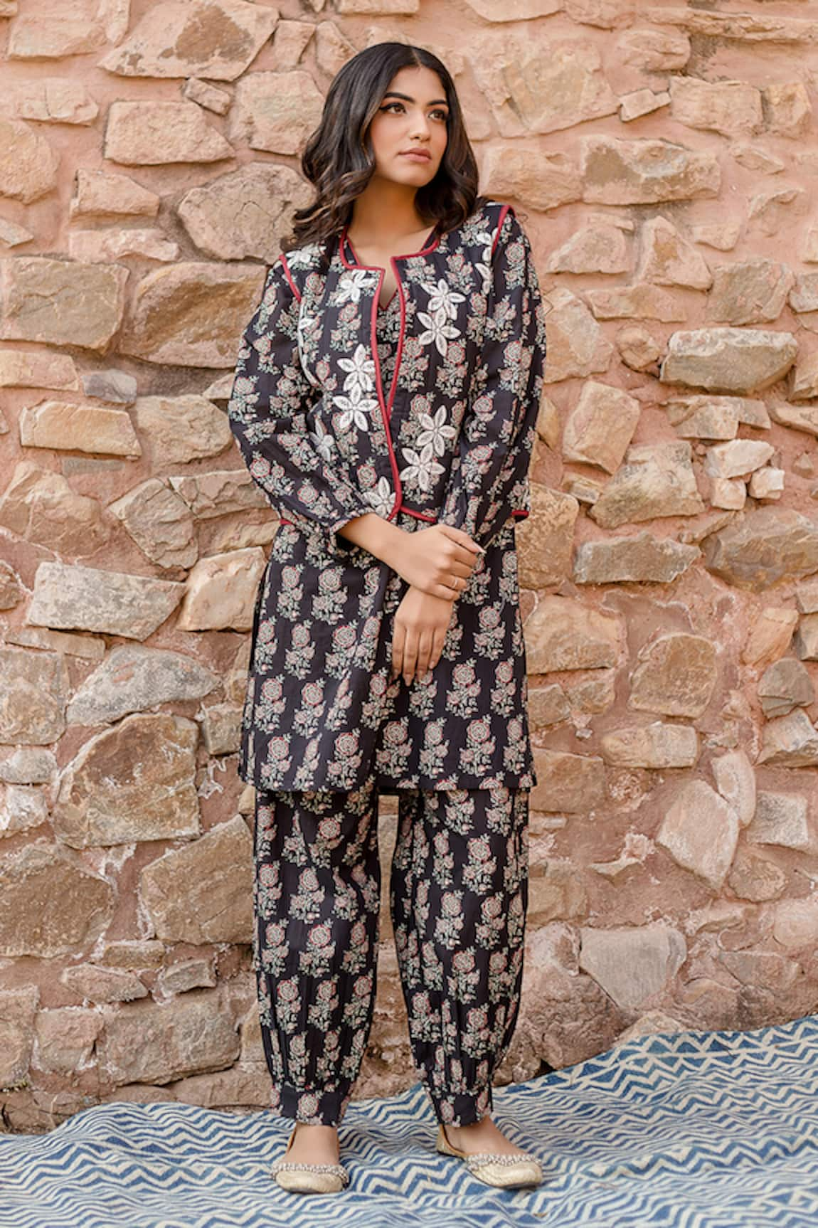 Gulabo Jaipur Qia Lily Fleur Print Quilted Jacket Kurta Set