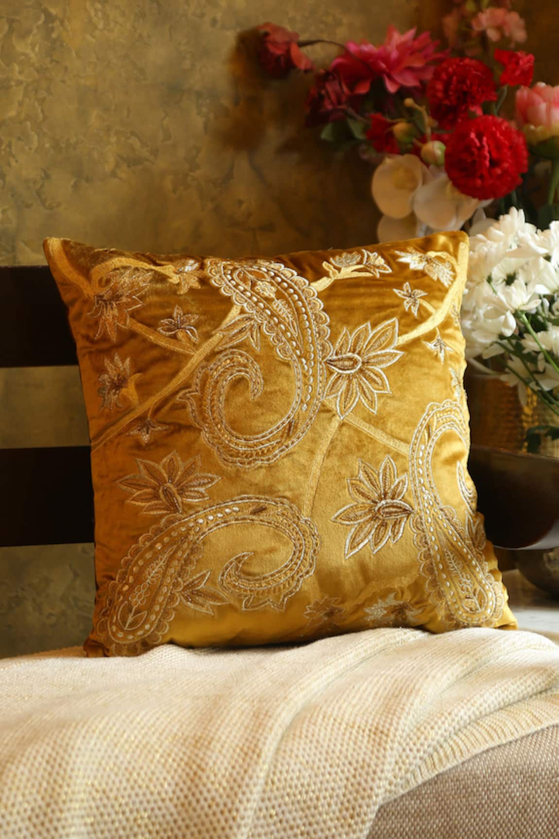 Amoliconcepts Paisley Work Cushion Cover