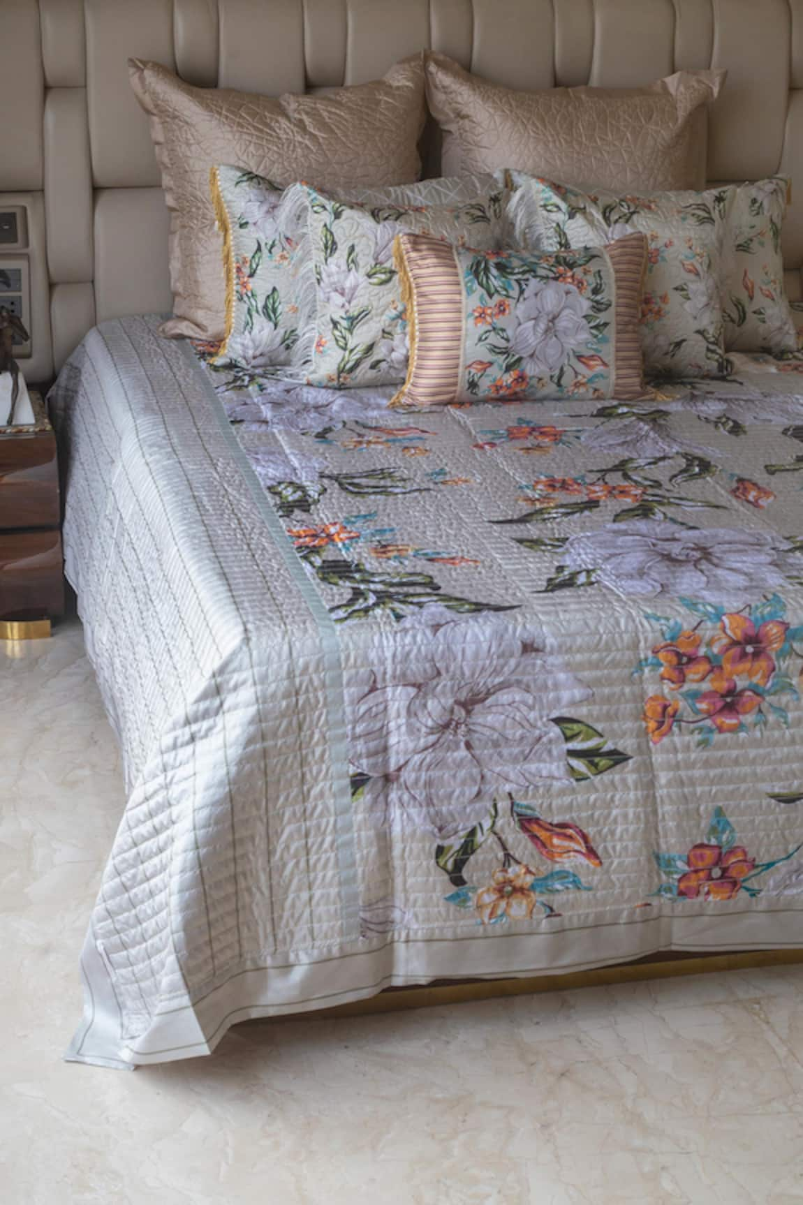 SITTARA WORKZ Flower English Summer Print Bedding Set