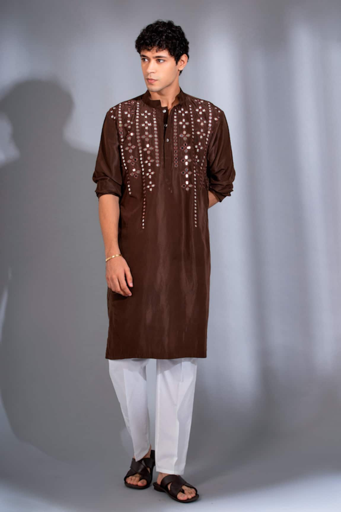 MENERO Floret Mirror Embroidered Kurta With Pant