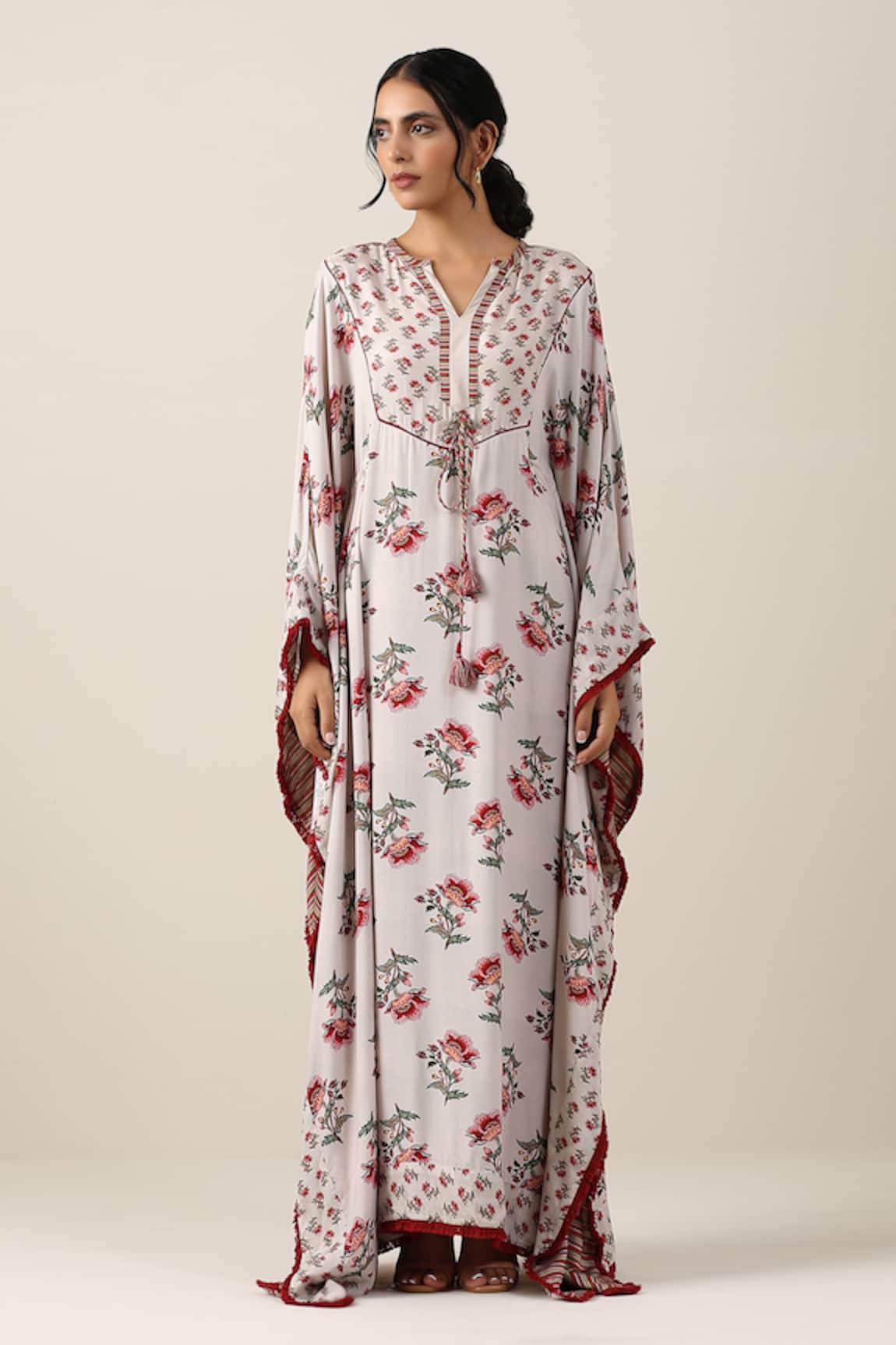 SAMVRIH Shwet Suman Floral Boota Print Kaftan