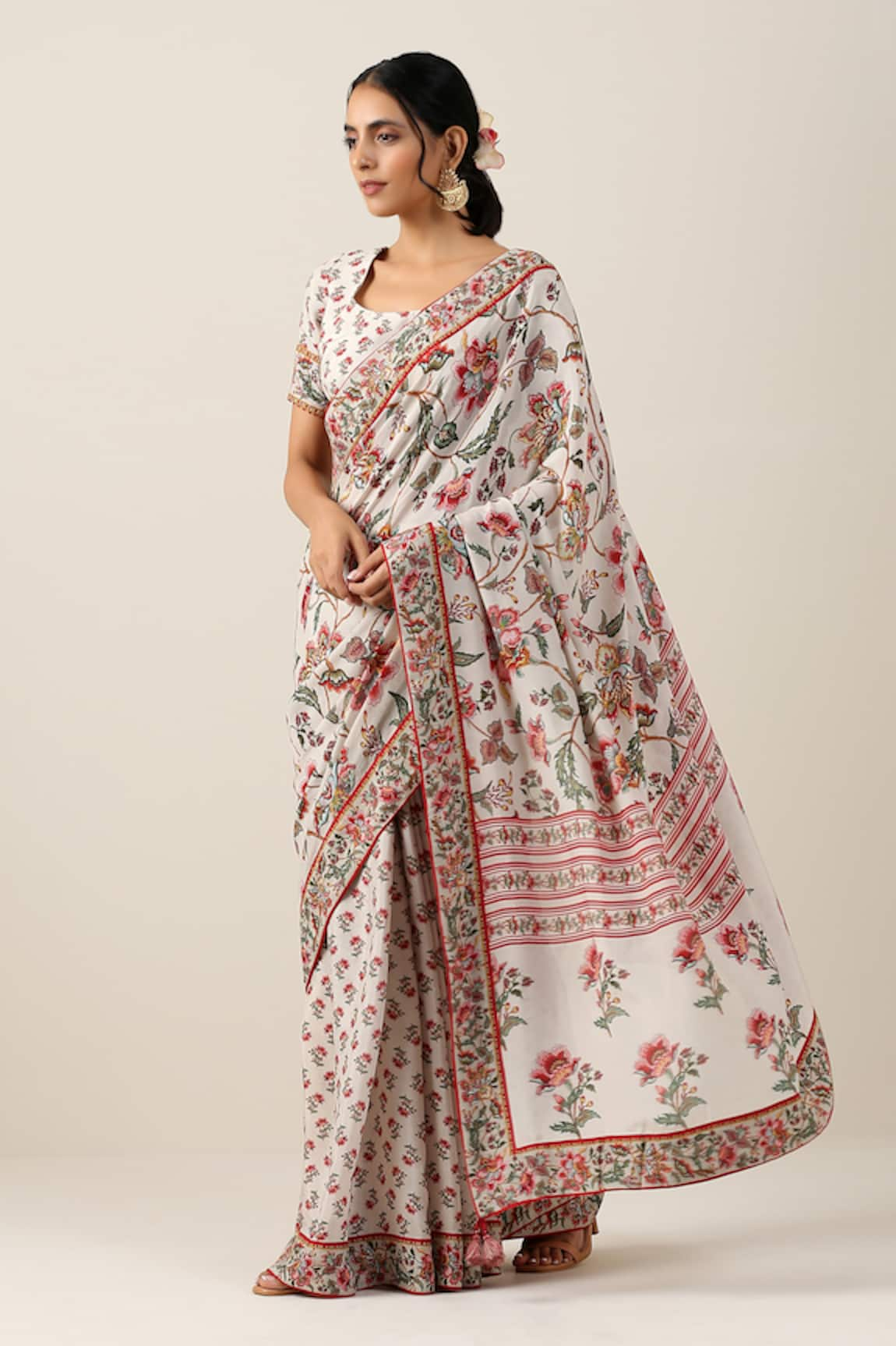 SAMVRIH Shwet Suman Half & Half Printed Saree With Blouse