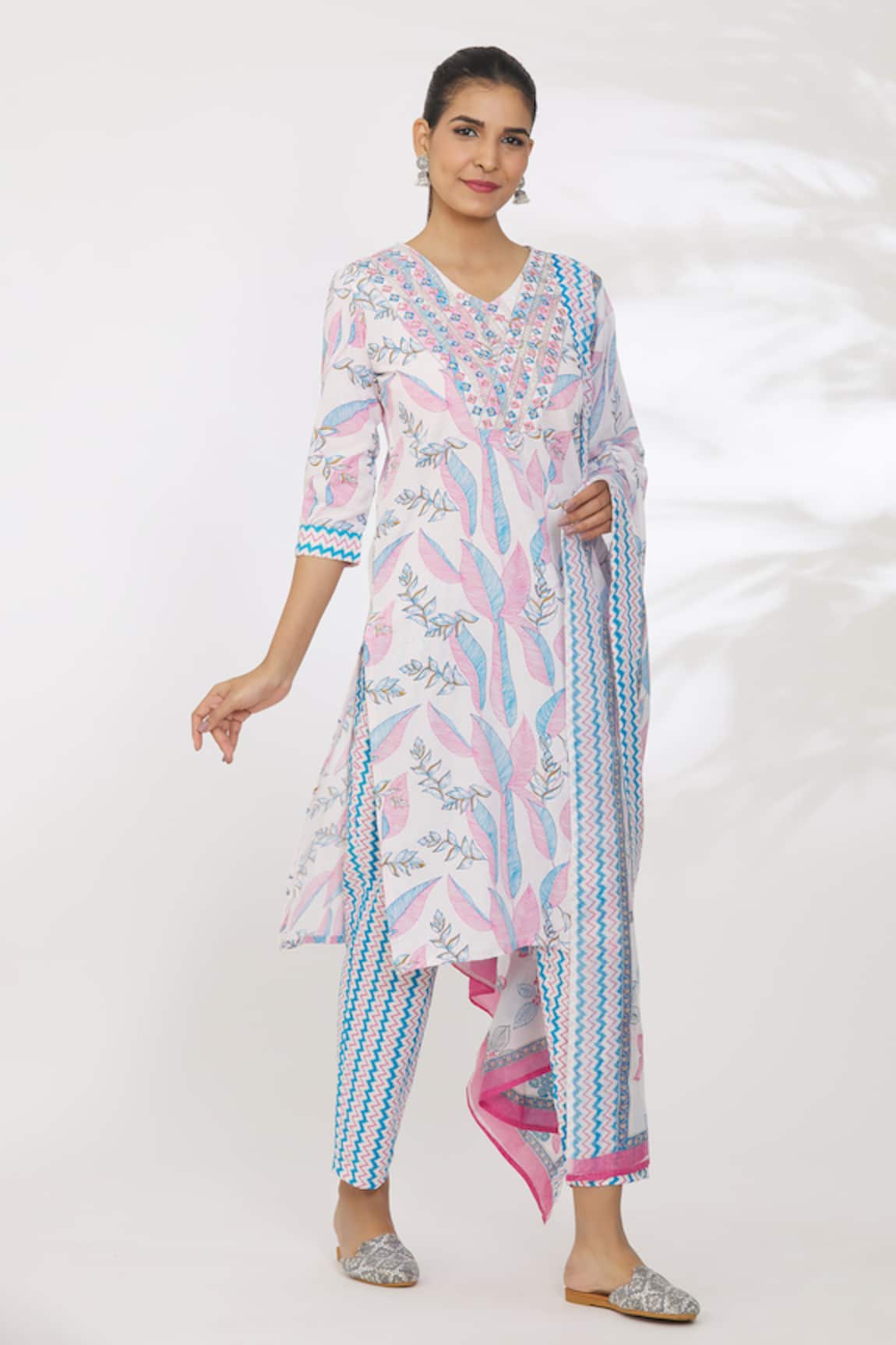 Adara Khan Thread Embellished Straight Kurta Set