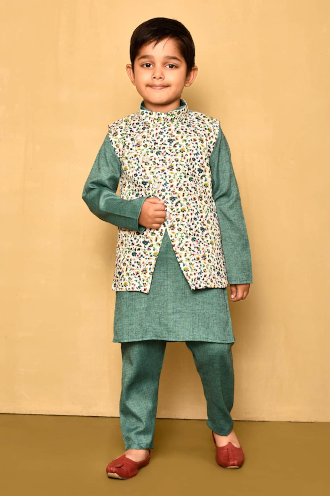 Banana Bee Floral Print Bundi Jacket Pant Set