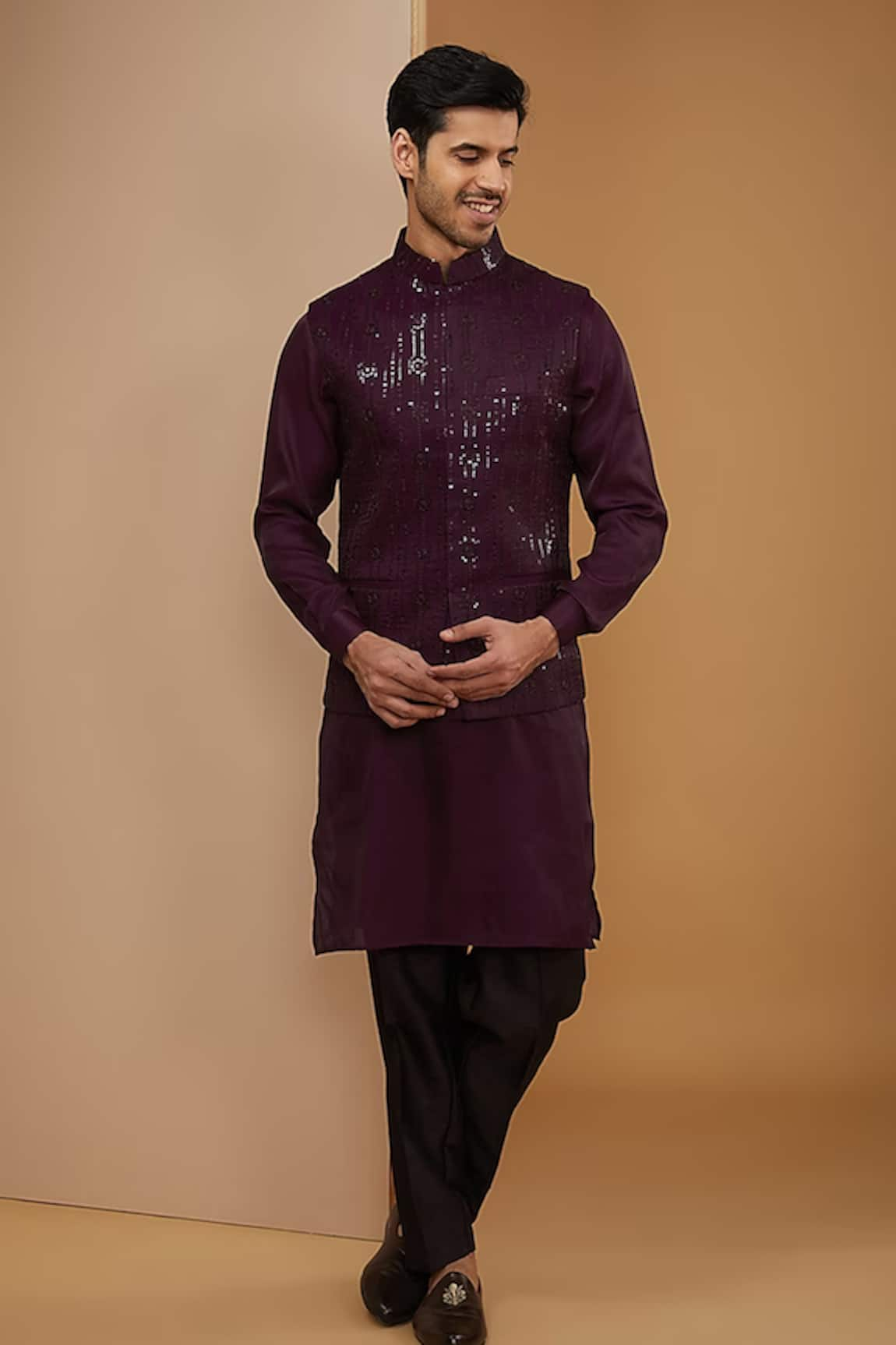 RNG Safawala Embroidered Bundi & Kurta Set