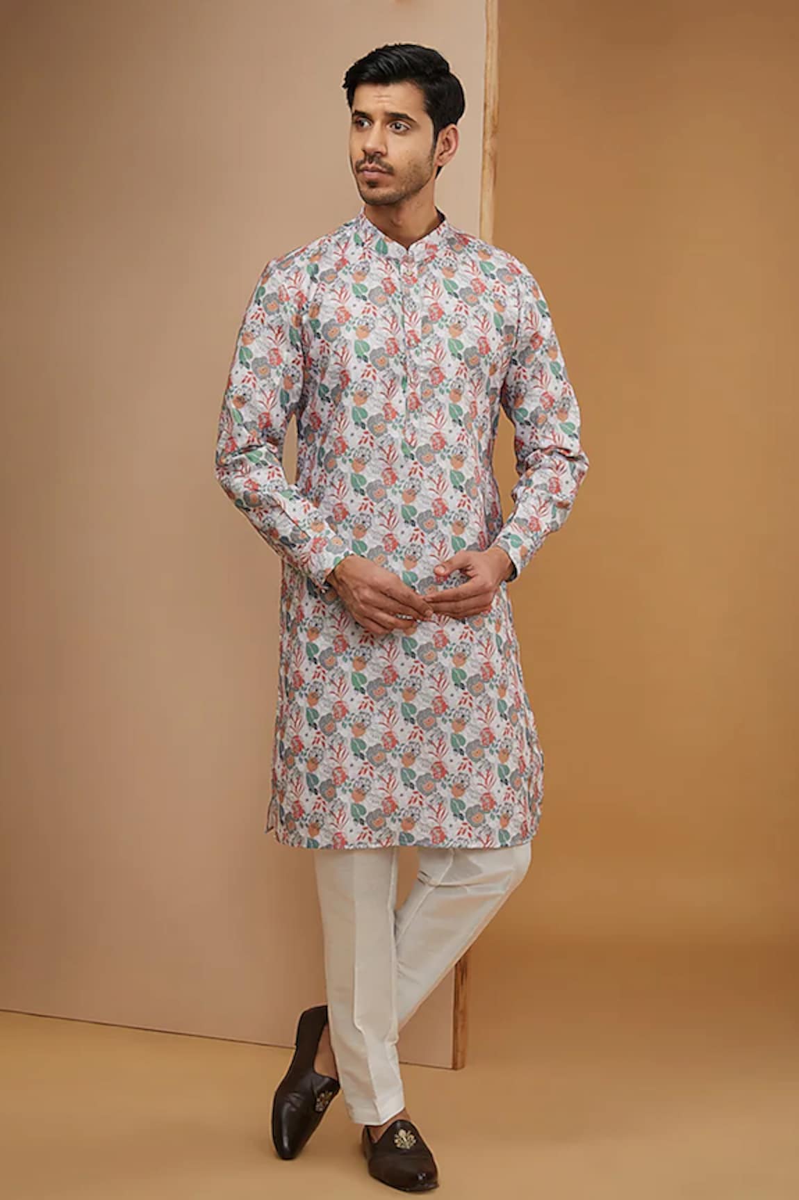 RNG Safawala Floral Print Kurta Set