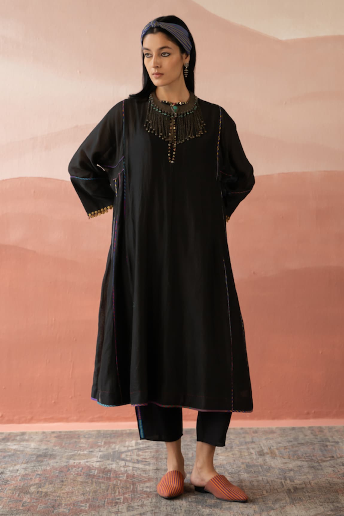 Swatti Kapoor Femi Solid Kurta With Slip